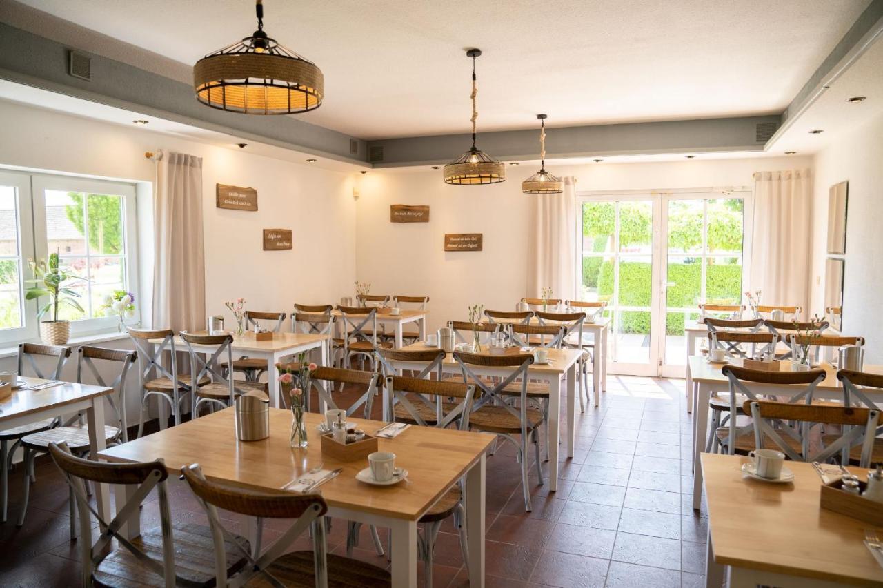 Hotel Am Uckersee Röpersdorf المظهر الخارجي الصورة