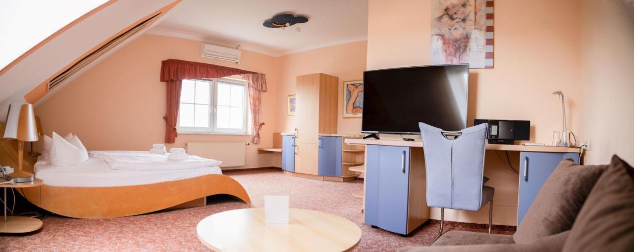 Hotel Am Uckersee Röpersdorf المظهر الخارجي الصورة
